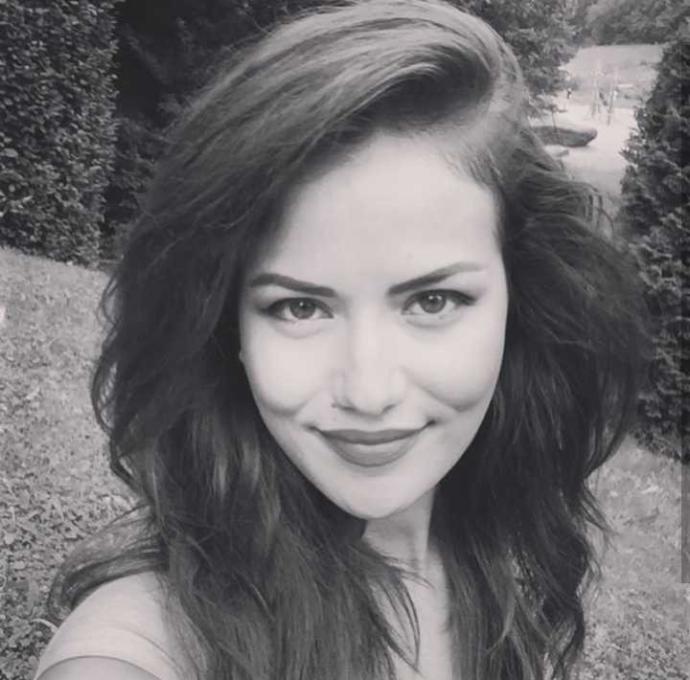 Fahriye Evcen güzel mi?
