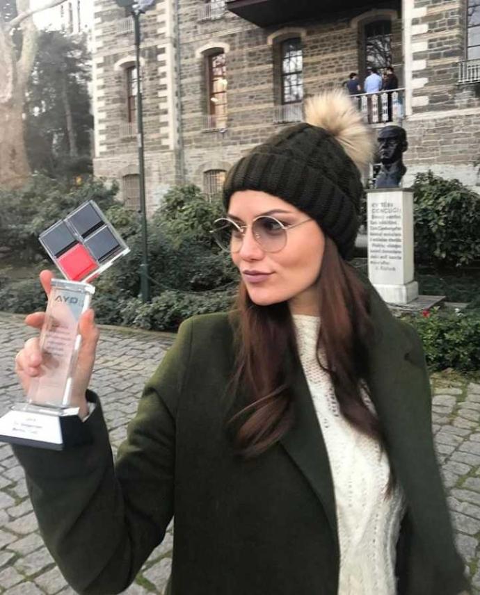 Fahriye Evcen güzel mi?