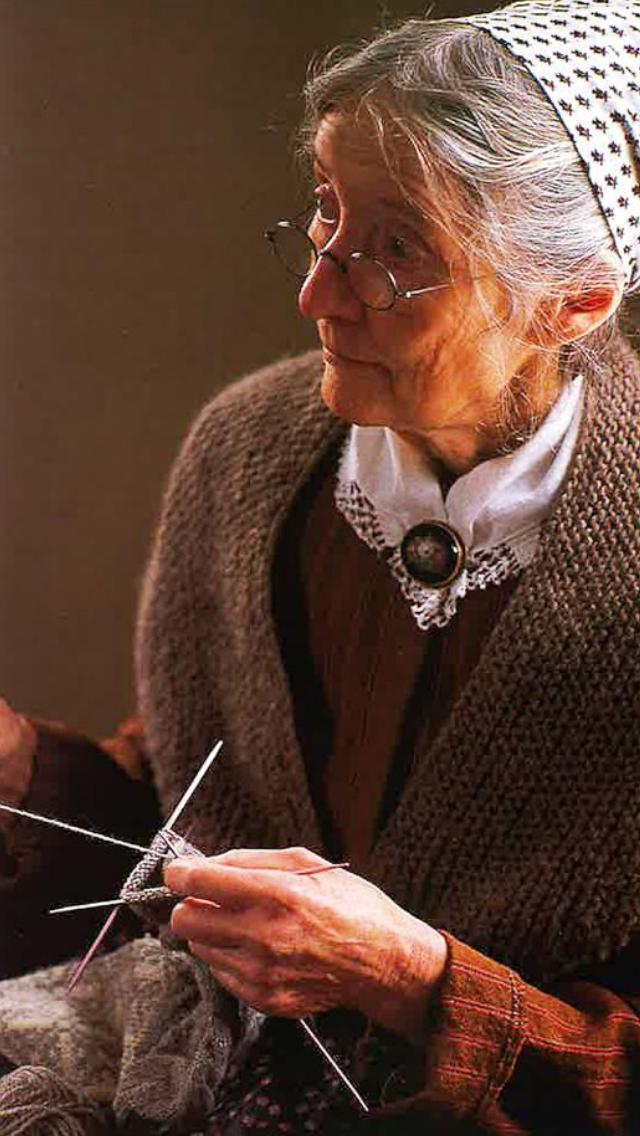 Tasha Tudor bu dünya da cennet'i görerek yaşamış bir kadın. Kim böyle yaşamak ister 😊?