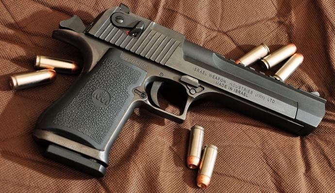 Turk yapımı MC 28 SA'mı İsrael yapımı Desert eagle'mi?