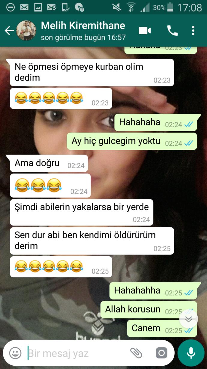 11 abim ve erkek kardeşlerim var diye herkes benden kaçıyor. Siz sevseniz önemser misiniz sevdiğiniz kızın çok abisi olmasını?