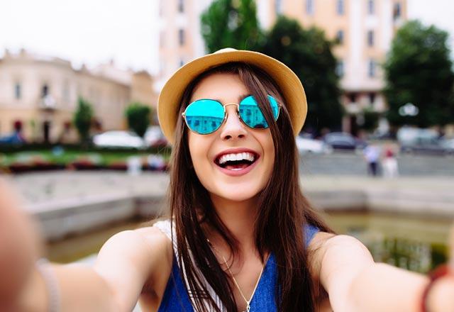 Sürekli selfie çekmek psikolojik bir sorun mudur?