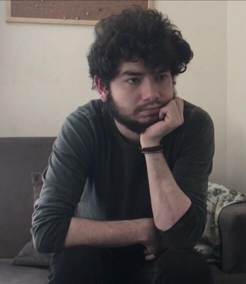 Ben Atakan Özyurt un müstakbel sevgilisi olacagim degil mi? Sizce de olamaliyim degil mi?