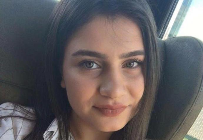 Doğuda böyle güzel kızlar da mı varmış nasıl kıyıyorlar?