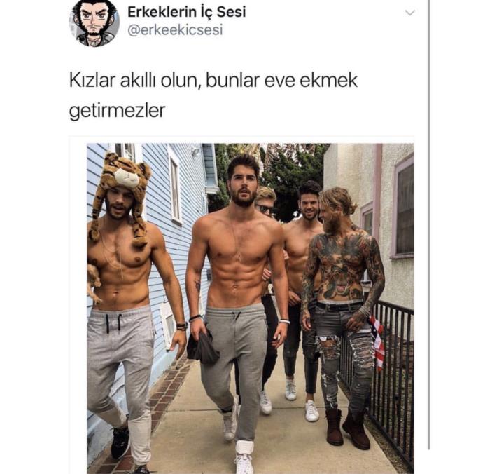 Eve ekmek getiren erkek mi yoksa 👇 hangisi🤔😂?