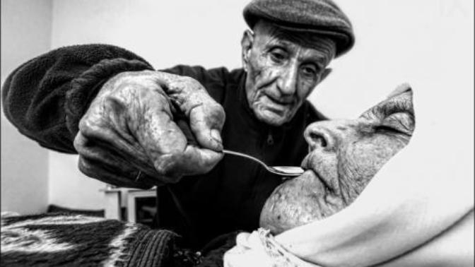 Sevgimizi anlamak için kaybetmek mi gerekir sevdiklerimizi?
