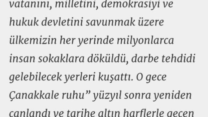 Ders kitaplarında yer alan "Başkomutan Erdoğan" ibaresi hakkında ne düşünüyorsunuz?