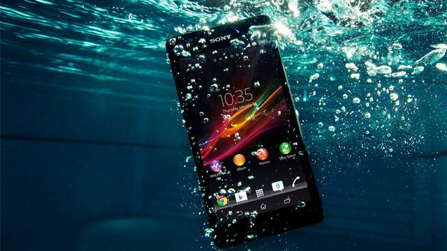 Suya düşen telefon tamiri