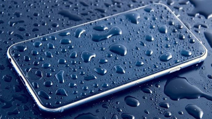 Suya düşen telefon açılmıyor