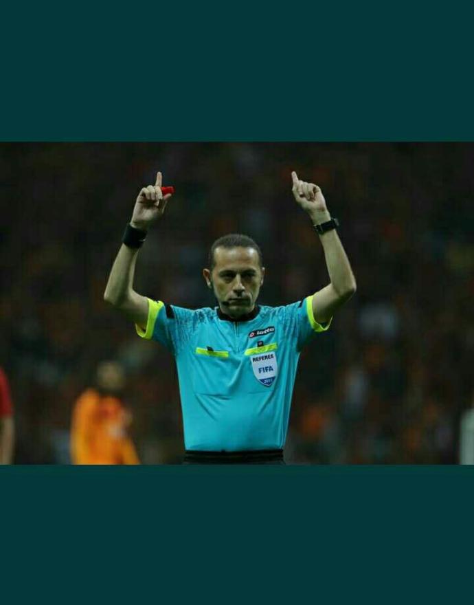Cüneyt Çakır sizce maçı nasil yönetti?😏🤔?