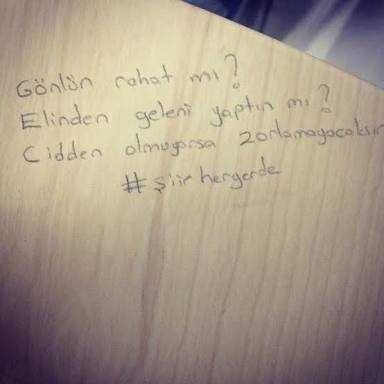 İnsanlara değer vermeyin onlara değer verdikçe gözlerinde değersiz oluyorsunuz öyle değil mi ?