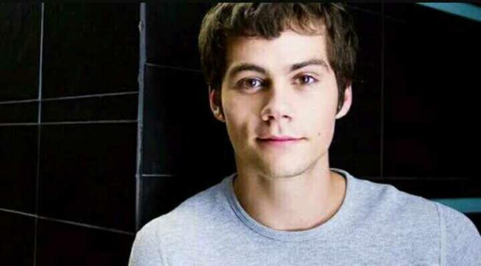 Dylan o brien'in yüz hatlarını beğeniyor musunuz??