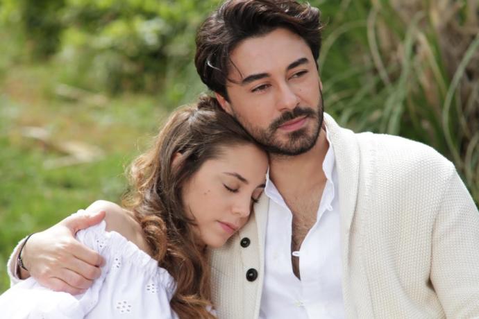 44. Pantene Altın Kelebek Ödülleri için finalistler belli oldu! Sizce, en iyi dizi çifti hangisi seçilmeli?