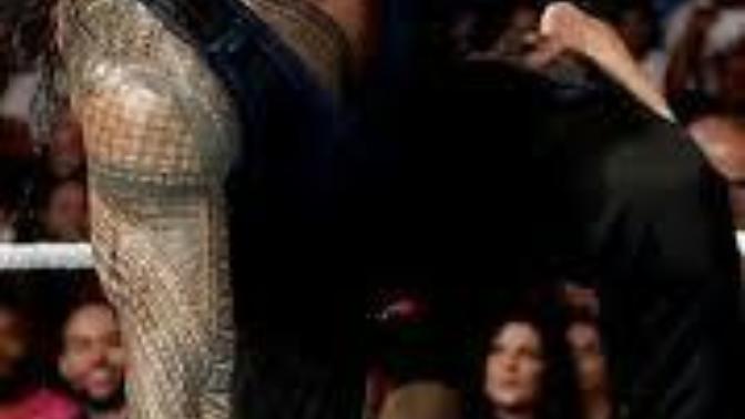 Roman reigns yakışıklı mı?