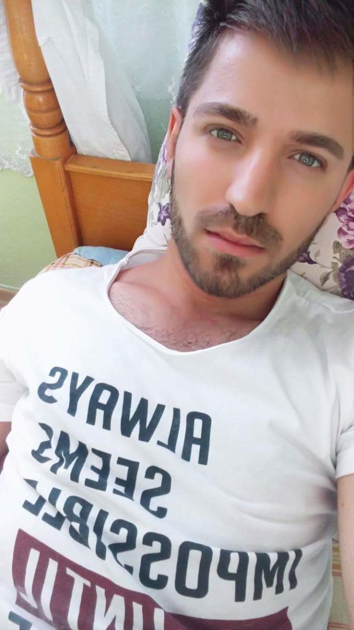 Ameliyat oykum. Troid boyun diseksiyonu ameliyatin ve arda kalanlar. 1 senem olay oldu iyi sizinle paylasmak istedim. Nasil sizce?