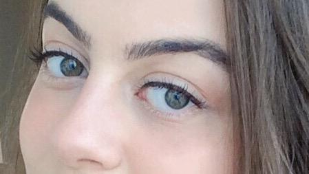 Gözlerim Yeşil Mi Ela Mı?
