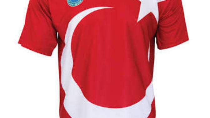 Bir futbol takımı kursanız forma renklerini ne yapardınız?
