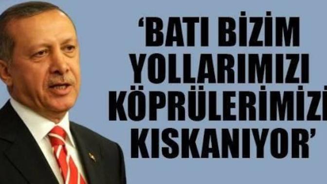 Erdogan bir kez daha Batı (Amerika) bizi kiskaniyor dedi. Siz ne dusunuyorsunuz?
