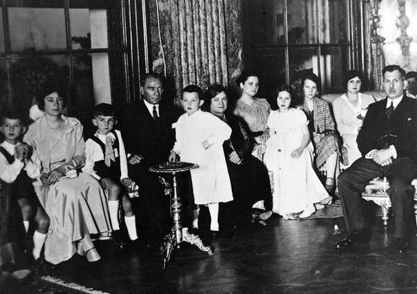 Atatürk mü daha çok seviliyor yoksa tayyip erdoğan mı?