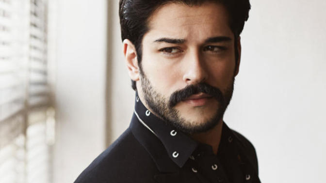 Burak Özçivit Yakışıklı Mı Sevgili Arkadaşlar?