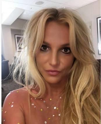 Britney spears'in güzelliğini kaybetmesine neden olan şey uyuşturucu mu stres mi sizce?