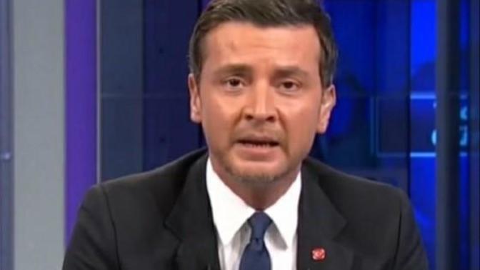 Futbol programlarının en beğendiğiniz sunucusu ve moderatörü hangisi?