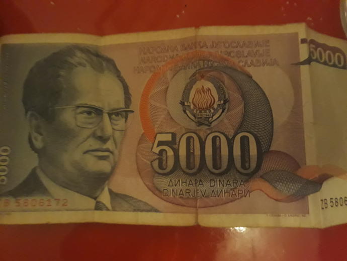 5000 Yugoslavya Dinari ?