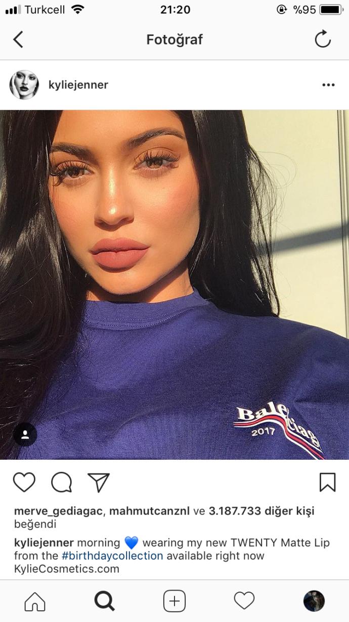 BEYLER,SİZCE KYLİE JENNER GÜZEL Mİ?