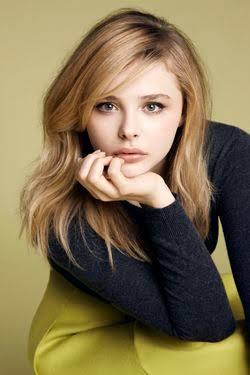 Chloë Grace Moretz Mi daha güzel Hande erçel mi?