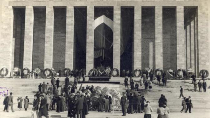 Vefatının 79. yıl dönümü! Mustafa Kemal Atatürk sizi duyuyor olsaydı ona neler söylemek isterdiniz?