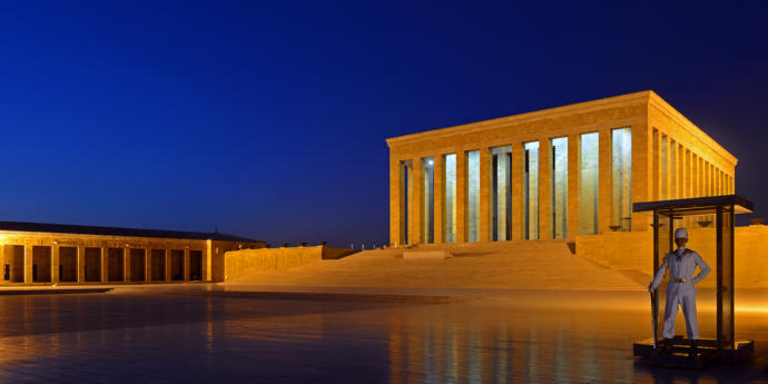Çocuğunuz olduğunda ona Mustafa Kemal Atatürk'ü anlatacak mısınız? Anıtkabir'e beraber gidecek misiniz?