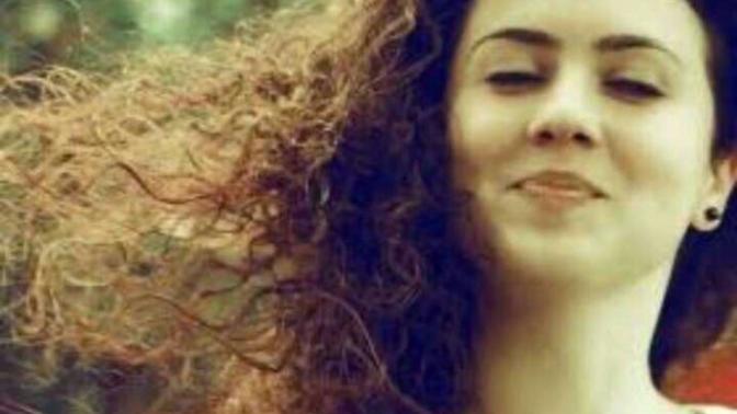 Beyler esiniz sizden korksa cekinse ve sozunuzu dinlese hoşunuza gider mi?
