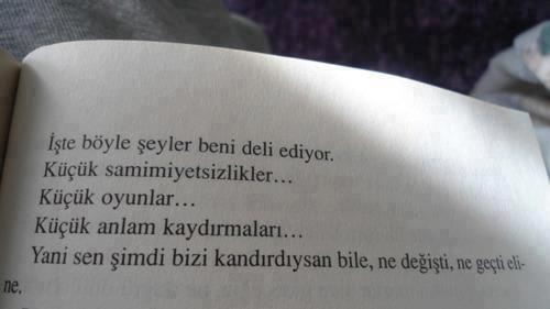Bir insanın samimiyetsiz olduğunu hangi davranışından anlarsınız?