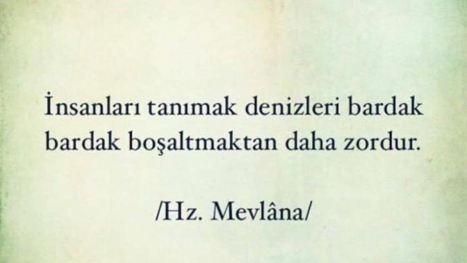 Öyle insanlar var ki; kalbi düşman, kendi dost görünür. Öyle yaklaşır ki; özü boş, dışı hoş görünür! Böyle insanlara ne demeli?