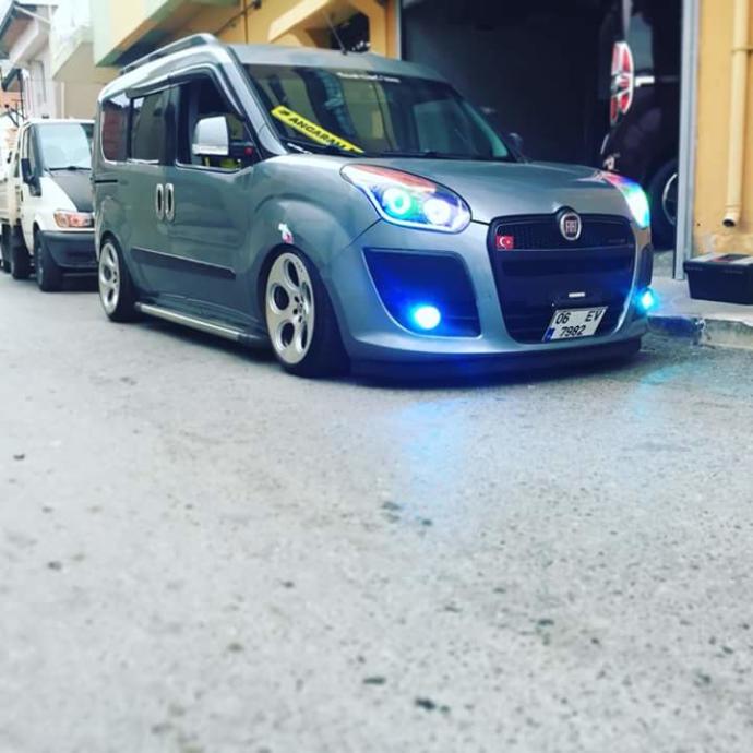 Bildiğiniz üzere doblo cinsi araçlar ülkemizde mizah konusu bile olmuştur, yeni akım başlatan ticari araç sahipleri hakkında?