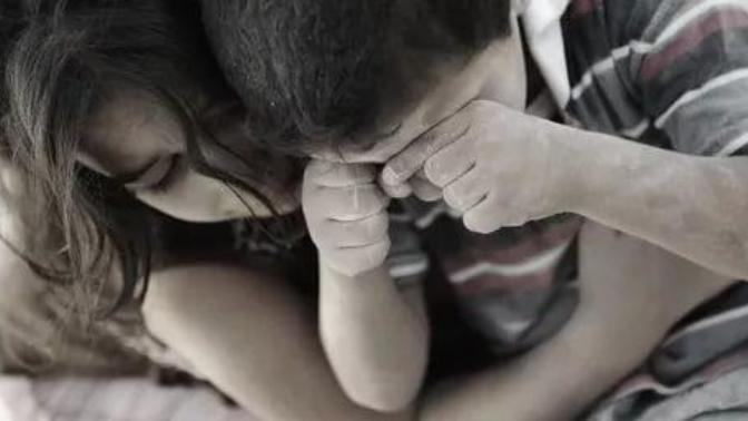 Sizce aşkta her şey karşılıksız mıdır? Karşılıksız aşk diye bir şey var mıdır?