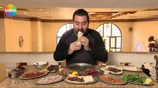 Tv’de “Turgay başyayla lezzet yolculuğu” adında bir program gördüm, sürekli et yiyor, kuzu çeviriyor, bu programın amacı nedir?