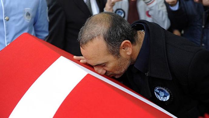 Naim Süleymanoğlu’nun cenazesine ezeli Yunan rakibi de katıldı. Sizce, sporun dostluğu olan katkıları ne boyuttadır?