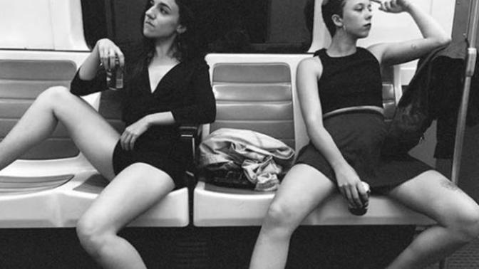 Instagram'ın yeni trendi 'güçlü duruş' oturuşu ile kadınların verdiği mesajları nasıl buldunuz?