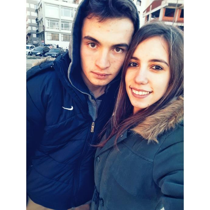 Kendimi güzel bulmuyorum sevgilim benden daha iyi ne yapmam lazım lütfen söyleyin?
