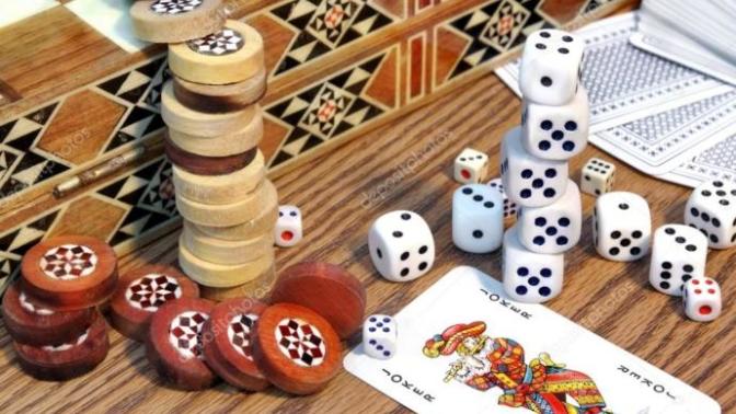 Tavla, Satranç ve İskambil kağıdı ile oynanan oyunları şeytan işi olarak mı görüyorsunuz?