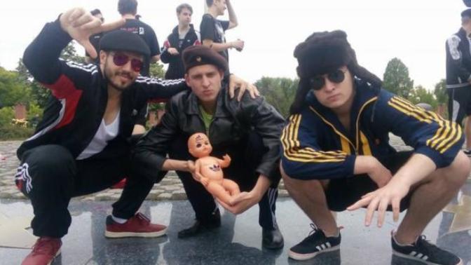Cyka blyat... Ruslar gibisi  var mı  yav?