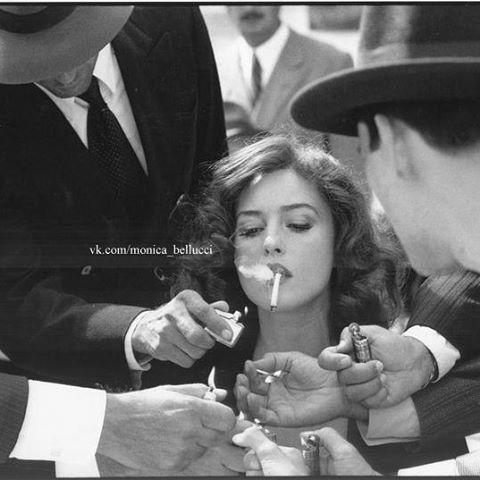 Monica Bellucci'nin bu güzelliği nolucak böyle?