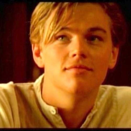 Kızlar, Johnny Depp mi Leonardo Dicaprio mu hangisi daha yakışıklı ve çekici ( Gençliği )?