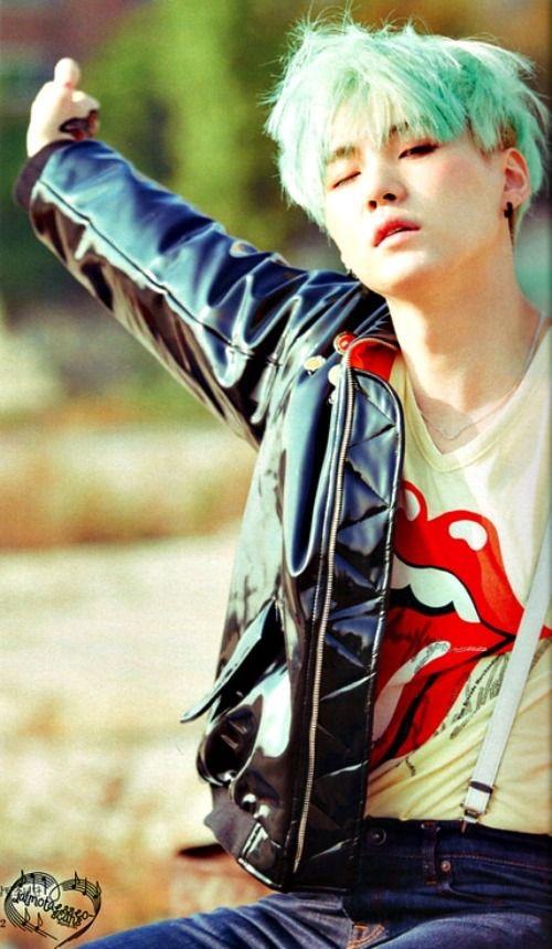 BTS üyelerinden en çok hangisini yakışıklı buluyorsunuz?