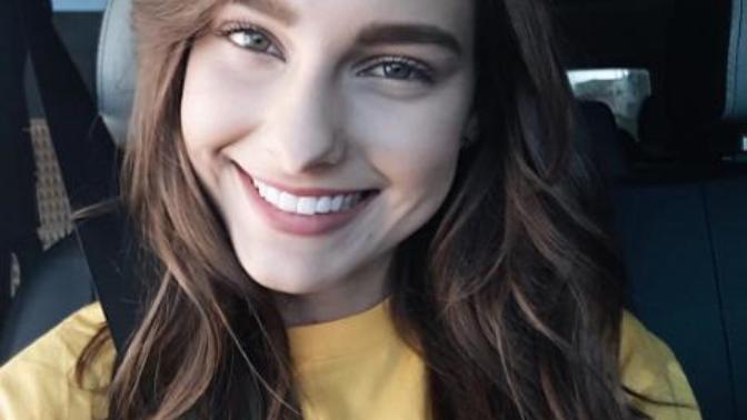 Jessica May mı Hande Erçel mi?