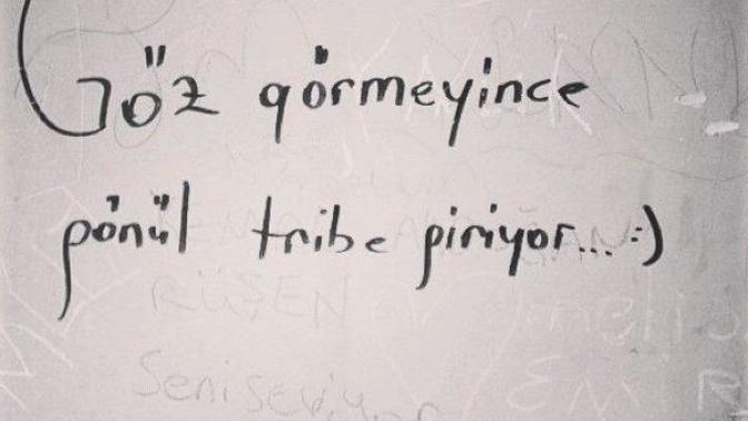 Göz görmeyince gönül katlanır mı?
