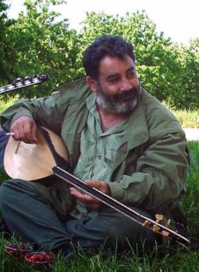 AHMET KAYA MI MÜSLÜM BABA MI sence?