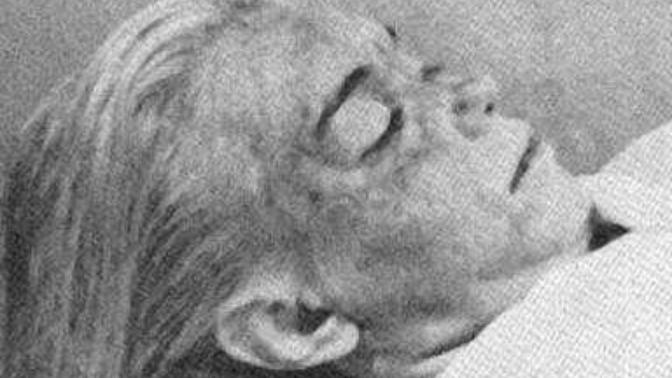Sizce Marilyn Monroe intihar mı etti öldürüldü mü?