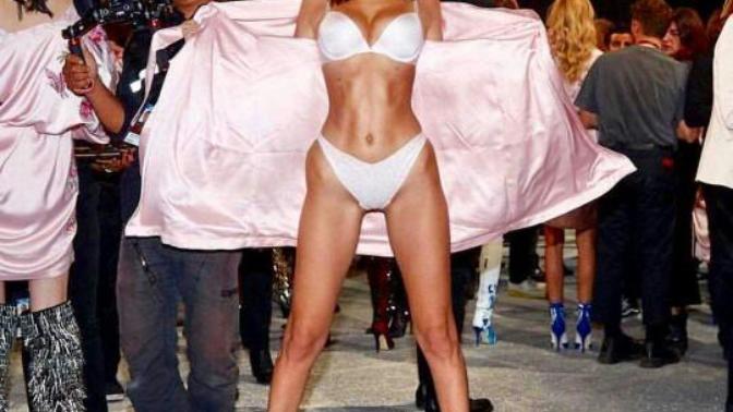 Bella Hadid 'in vücudu kötü mü sizce ?